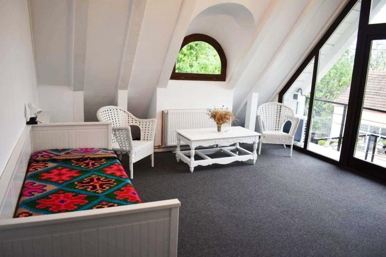Casa Thea Cheile Nerei Hotel Sokolar Eksteriør billede